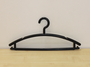 Cabide Boutique Fechado Preto